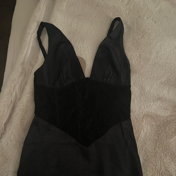 Meshki mini dress - Picture 6 of 8